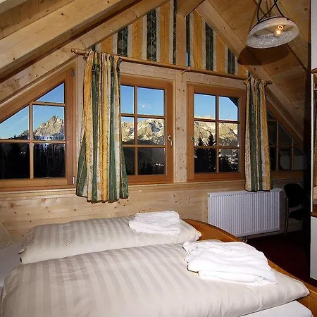 Almdorf Reiteralm Prázdninový areál 4*