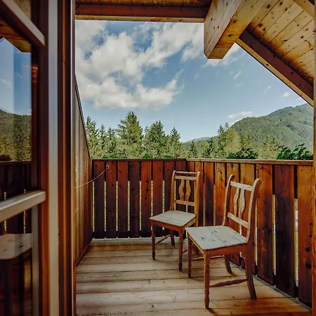 Prázdninový areál Almdorf Reiteralm 4*