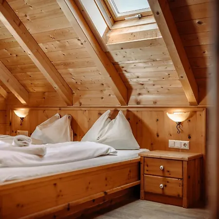 Prázdninový areál Almdorf Reiteralm 4*